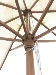 Aluminiumschirm in Holzoptik - Ansicht 2